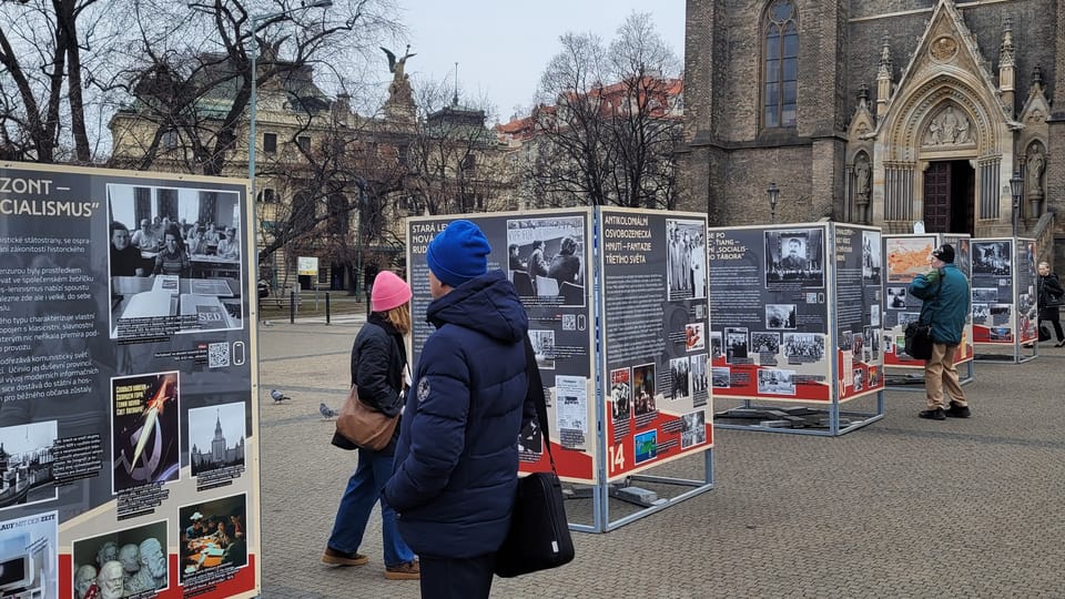 Mene Tekel auf dem Friedensplatz | Foto: Hana Slavická, Radio Prague International Mene Tekel auf dem Friedensplatz | Foto: Hana Slavická, Radio Prague International