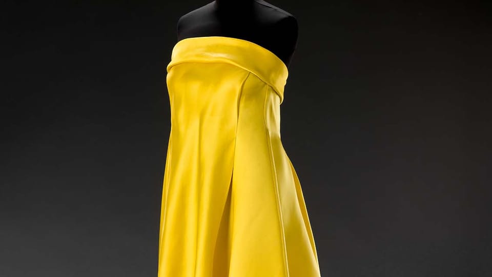 "Yellow"-Kleid, 2020 | Foto: Uměleckoprůmyslové muzeum "Yellow"-Kleid, 2020 | Foto: Uměleckoprůmyslové muzeum