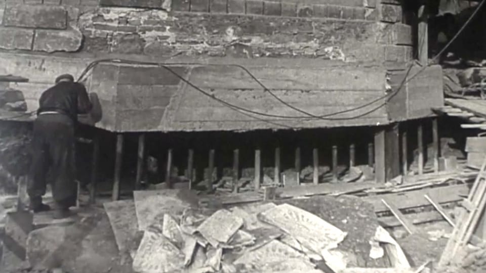 Verlegung der Kapelle der Heiligen Maria Magdalena im Februar 1956 | Foto: Přesun kaple svaté Máří Magdaleny / ČT Verlegung der Kapelle der Heiligen Maria Magdalena im Februar 1956 | Foto: Přesun kaple svaté Máří Magdaleny / ČT