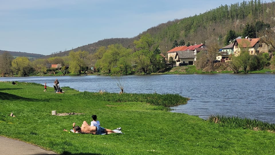 Baden im Fluss Berounka | Foto: Hana Slavická,  Radio Prague International