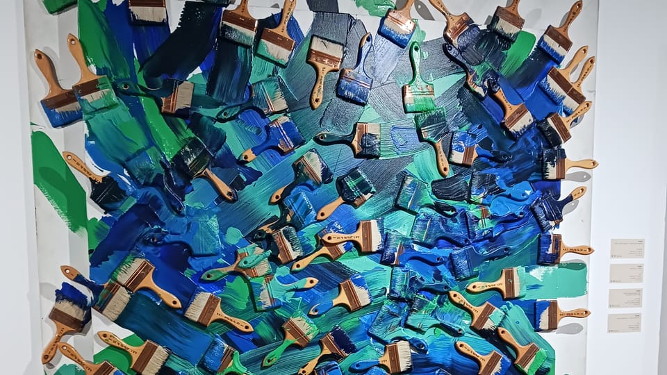 Werk Brushes, blue and green von Arman | Foto: Till Janzer, Radio Prague International Werk Brushes, blue and green von Arman | Foto: Till Janzer, Radio Prague International