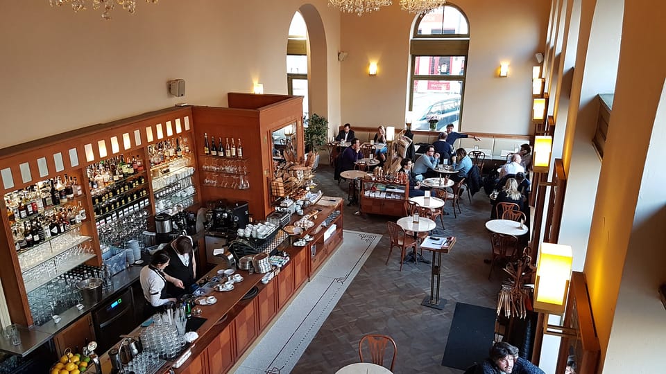 Café Savoy (Foto: Ondřej Tomšů) Café Savoy (Foto: Ondřej Tomšů)
