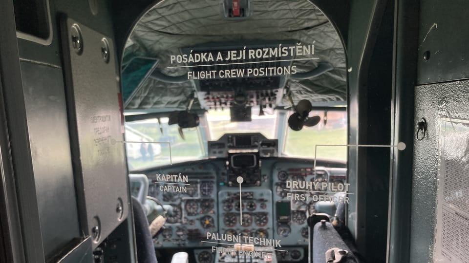 Cockpit der Jakovlev Jak-40 | Foto: Ferdinand Hauser, Radio Prague International Cockpit der Jakovlev Jak-40 | Foto: Ferdinand Hauser, Radio Prague International