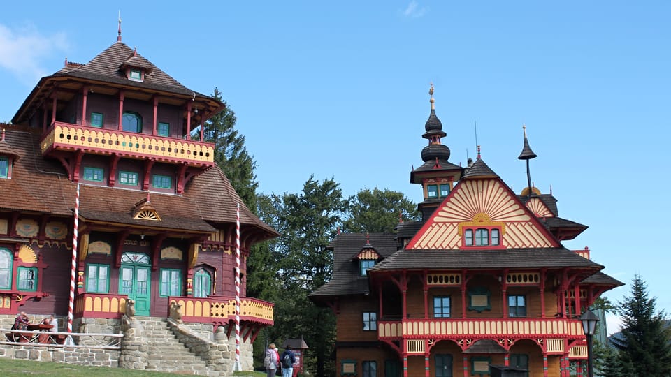Berghütte Libušín und Hotel Maměnka | Foto: Ondřej Tomšů, Radio Prague International Berghütte Libušín und Hotel Maměnka | Foto: Ondřej Tomšů, Radio Prague International