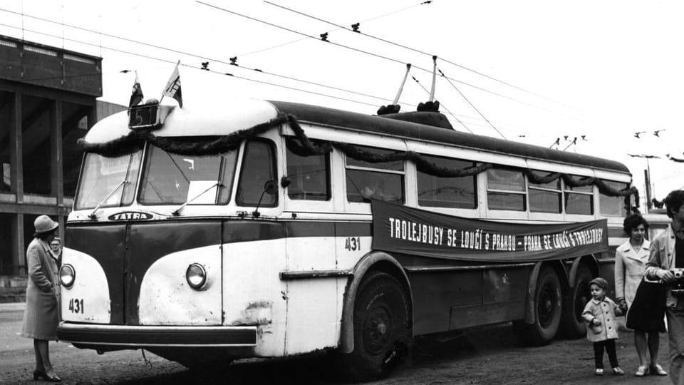 Die letzte Fahrt des Obus im Prag am 15. Oktober 1972 | Foto: DPP Die letzte Fahrt des Obus im Prag am 15. Oktober 1972 | Foto: DPP
