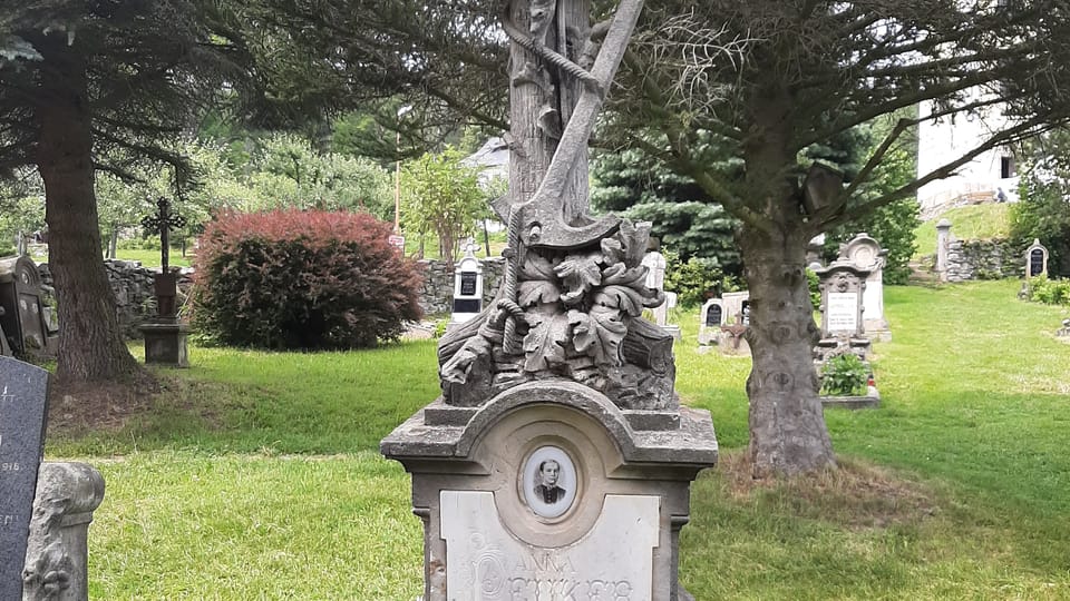 Friedhof (Foto: Lenka Žižková) Friedhof (Foto: Lenka Žižková)
