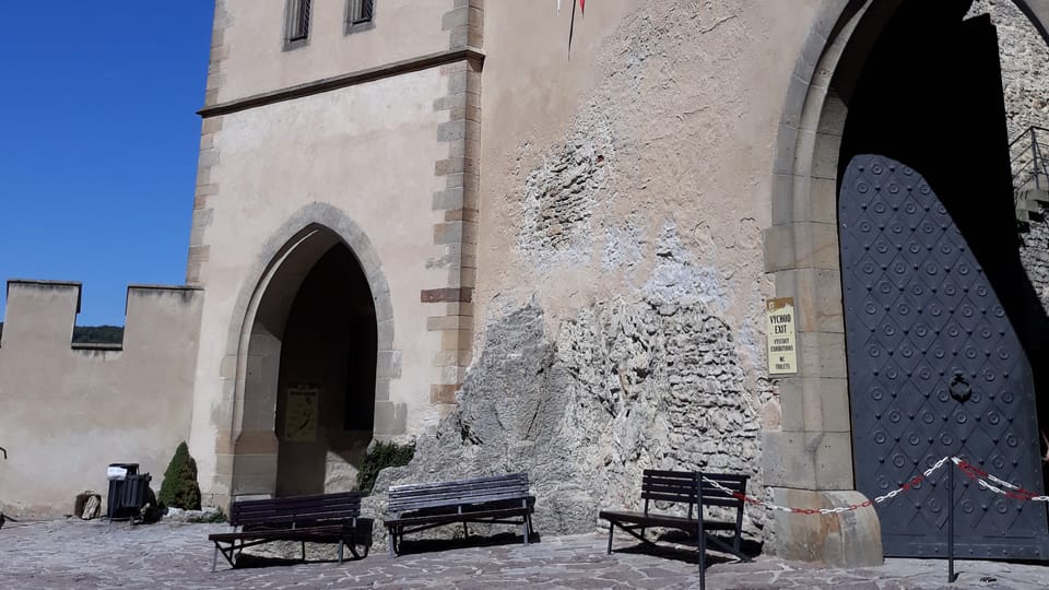 Burg Karlštejn / Karlstein (Foto: Klára Stejskalová) Burg Karlštejn / Karlstein (Foto: Klára Stejskalová)