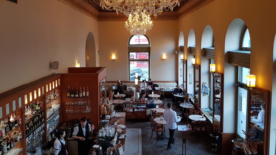 Café Savoy (Foto: Ondřej Tomšů) Café Savoy (Foto: Ondřej Tomšů)