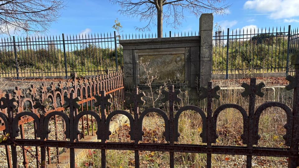 Friedhof im Ort Lipová (Hainspach) | Foto: Daniela Pilařová, Tschechischer Rundfunk Friedhof im Ort Lipová (Hainspach) | Foto: Daniela Pilařová, Tschechischer Rundfunk