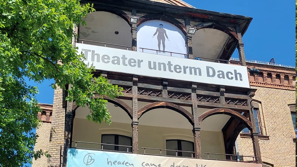 Theater unterm Dach | Foto: Drama Panorama