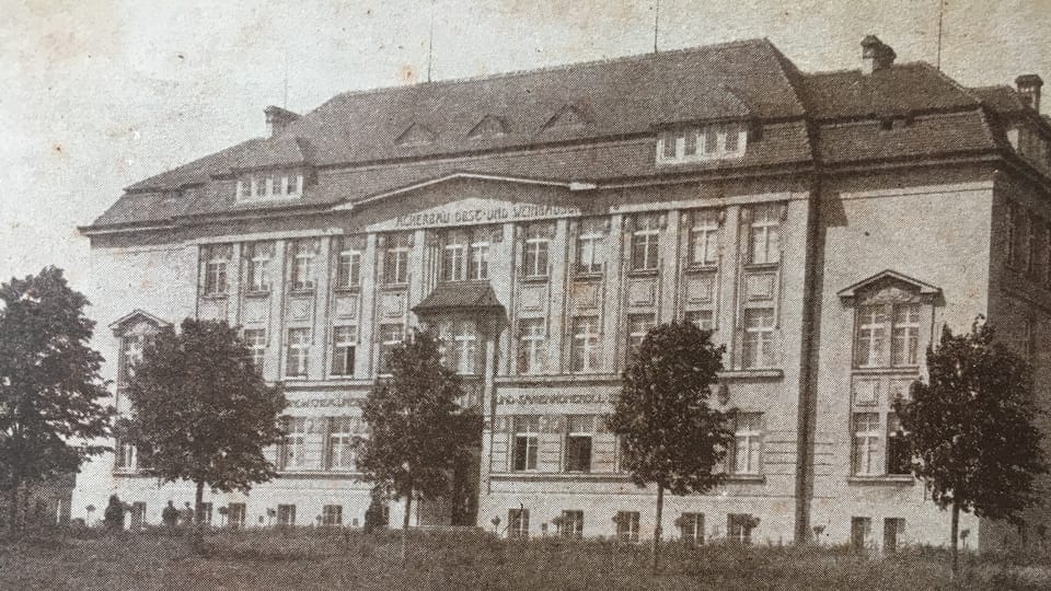 Gebäude der Landwirtschaftsschule Leitmeritz | Foto: Archiv von Wolfgang Schröter Gebäude der Landwirtschaftsschule Leitmeritz | Foto: Archiv von Wolfgang Schröter