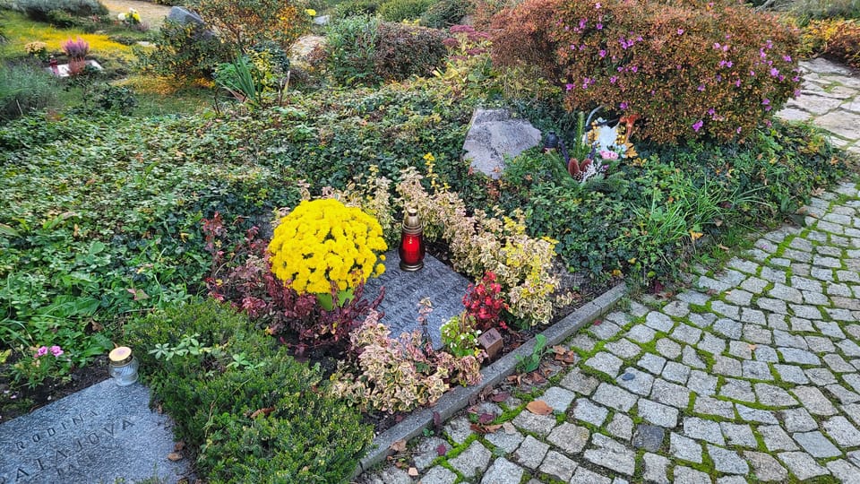 Friedhof an der Stadtgrenze von Prag in Zbraslav | Foto: Hana Slavická,  Radio Prague International