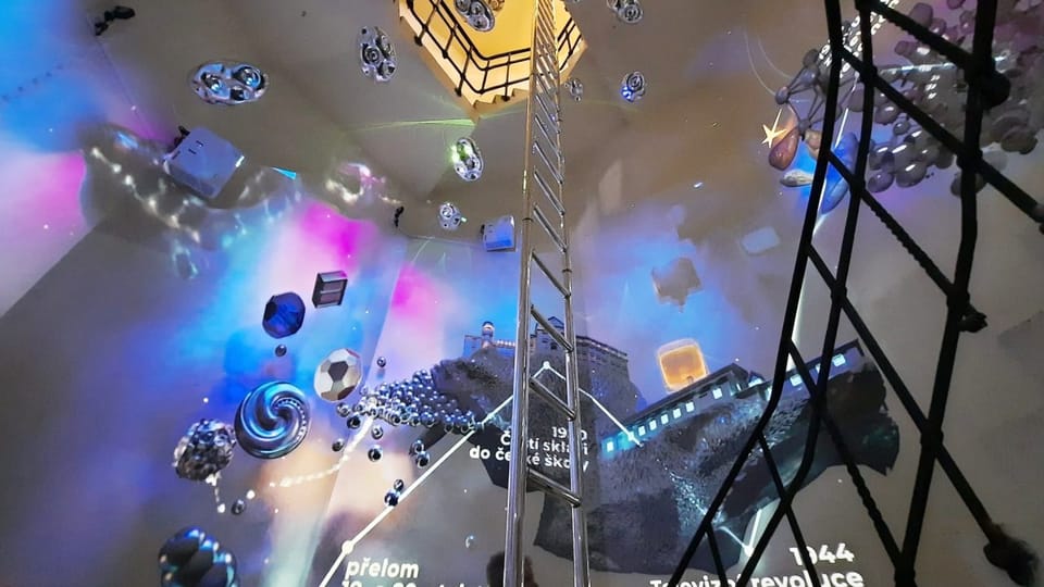Leiter aus Glas und Video-Mapping | Foto: Tomáš Mařas, Tschechischer Rundfunk Leiter aus Glas und Video-Mapping | Foto: Tomáš Mařas, Tschechischer Rundfunk
