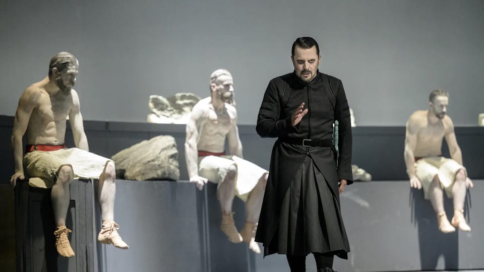 Jiří Brückler  (Midak) und das Opernballett des Nationaltheaters | Foto: Petr Neubert,  Nationaltheater Prag