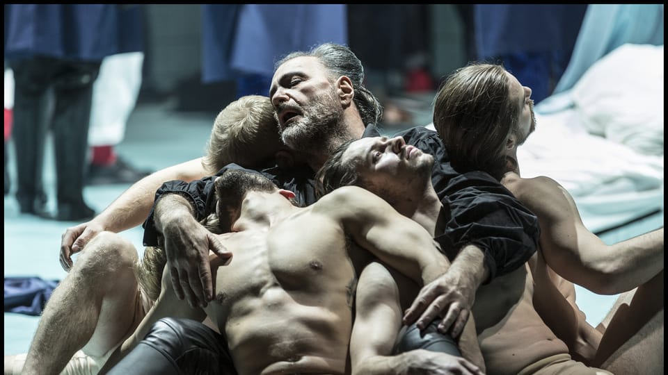 Billy Budd (Foto: Patrik Borecký, Archiv des Nationaltheaters) Billy Budd (Foto: Patrik Borecký, Archiv des Nationaltheaters)
