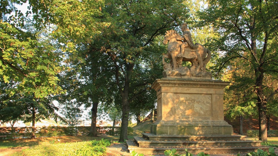 Reiterstatue des Fürsten Wenzel auf dem Vyšehrad | Foto: Barbora Němcová, Radio Prague International Reiterstatue des Fürsten Wenzel auf dem Vyšehrad | Foto: Barbora Němcová, Radio Prague International