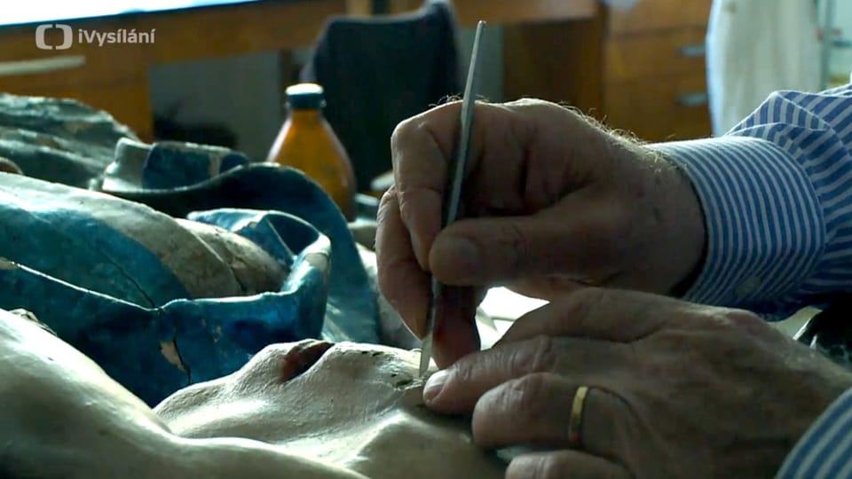 Foto: Odhalování padělků/ČT Foto: Odhalování padělků/ČT