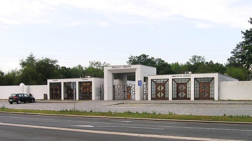 Friedhof in Prag-Ďáblice (Foto: CC BY-SA 2.5) Friedhof in Prag-Ďáblice (Foto: CC BY-SA 2.5)
