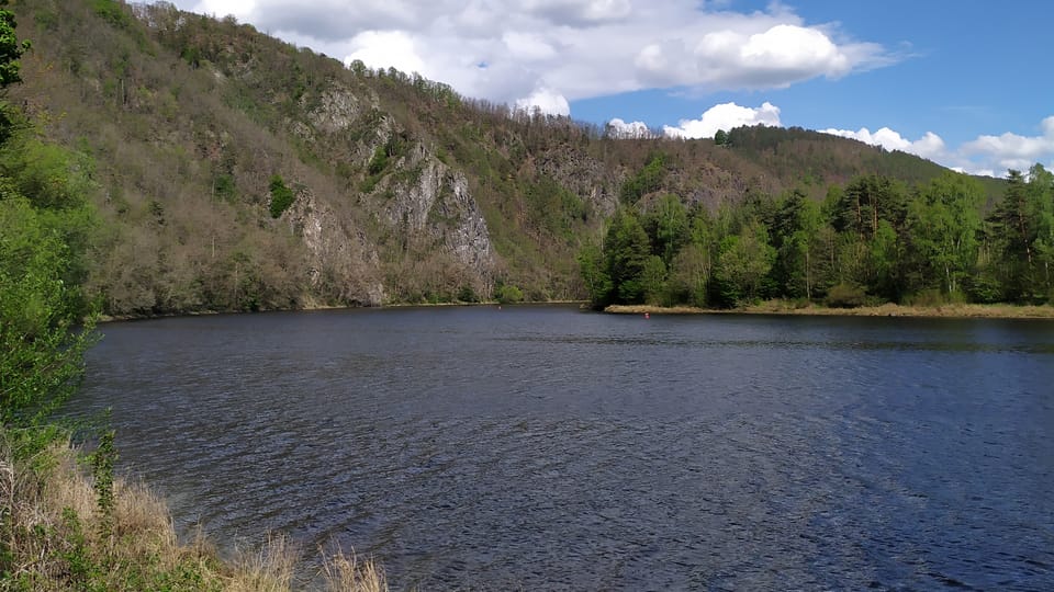 Moldautal bei Solenice mit Kamýk-Stausee (Foto: Libor Hrozínek) Moldautal bei Solenice mit Kamýk-Stausee (Foto: Libor Hrozínek)