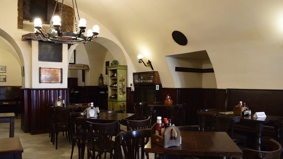 Bierstube „U dvou koček“ (Foto: Ondřej Tomšů) Bierstube „U dvou koček“ (Foto: Ondřej Tomšů)