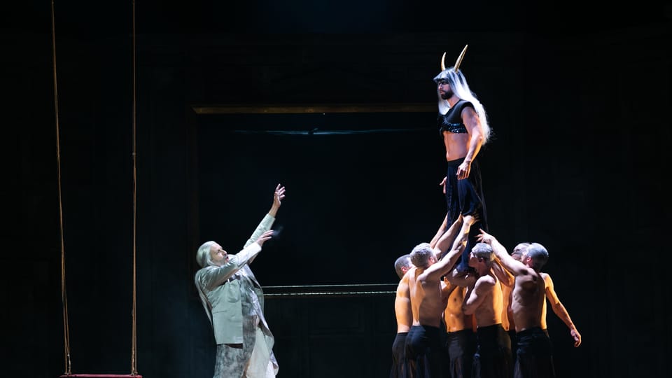 „Die Liebe zu den drei Orangen“  (Foto: Dasa Wharton,  Archiv des Nationaltheaters in Prag)
