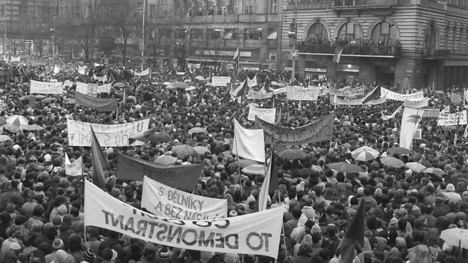 Kundgebung auf dem Wenzelsplatz 1989  | Foto: Dušan Bouška,  Tschechischer Rundfunk