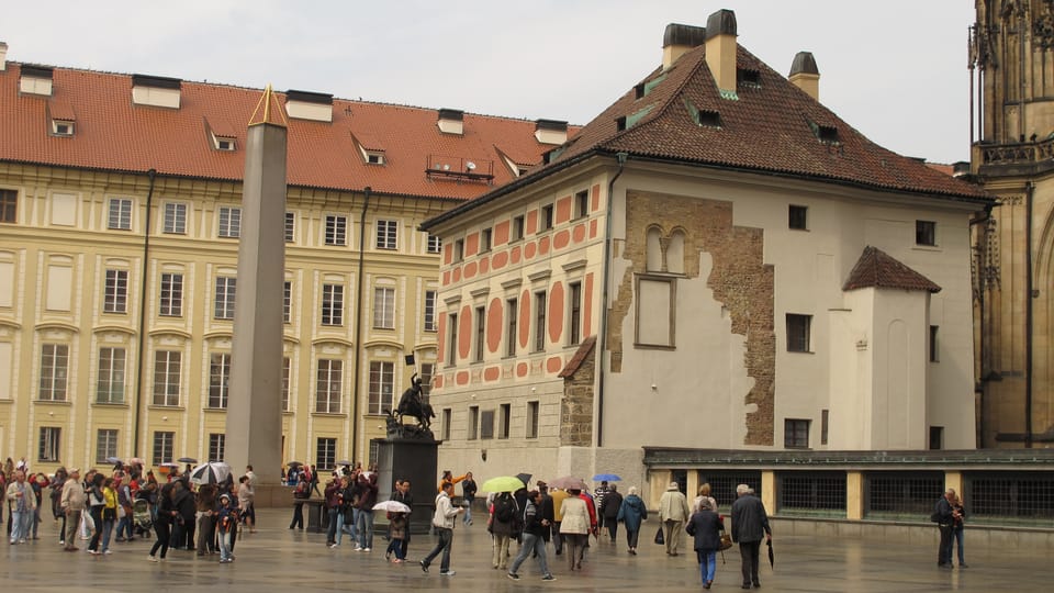 Monolith auf dem dritten Burghof | Foto: Kristýna Maková, Praha křížem krážem Monolith auf dem dritten Burghof | Foto: Kristýna Maková, Praha křížem krážem