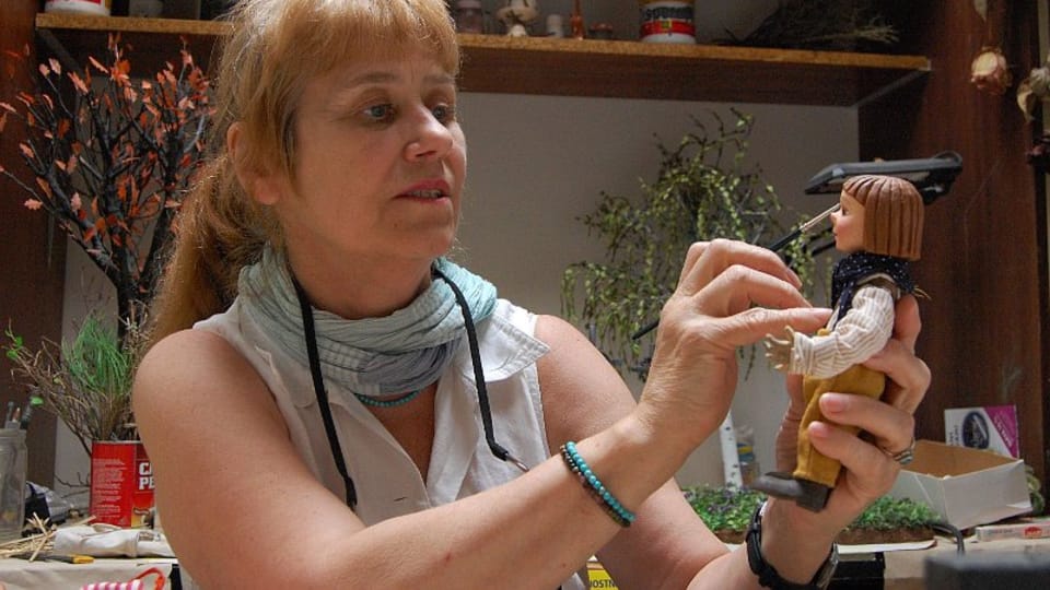 Šárka Váchová mit ihren Puppen (Foto: Archiv des Museums der Hauptstadt Prag) Šárka Váchová mit ihren Puppen (Foto: Archiv des Museums der Hauptstadt Prag)