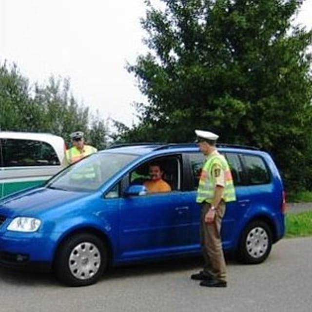 Polizei Kontrolle (Foto: www.grundsucher.de)
