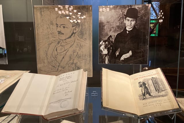 Porträts von Max Brod und Franz Kafka im Jüdischen Museum Prag | Foto: Martina Kutková,  Radio Prague International