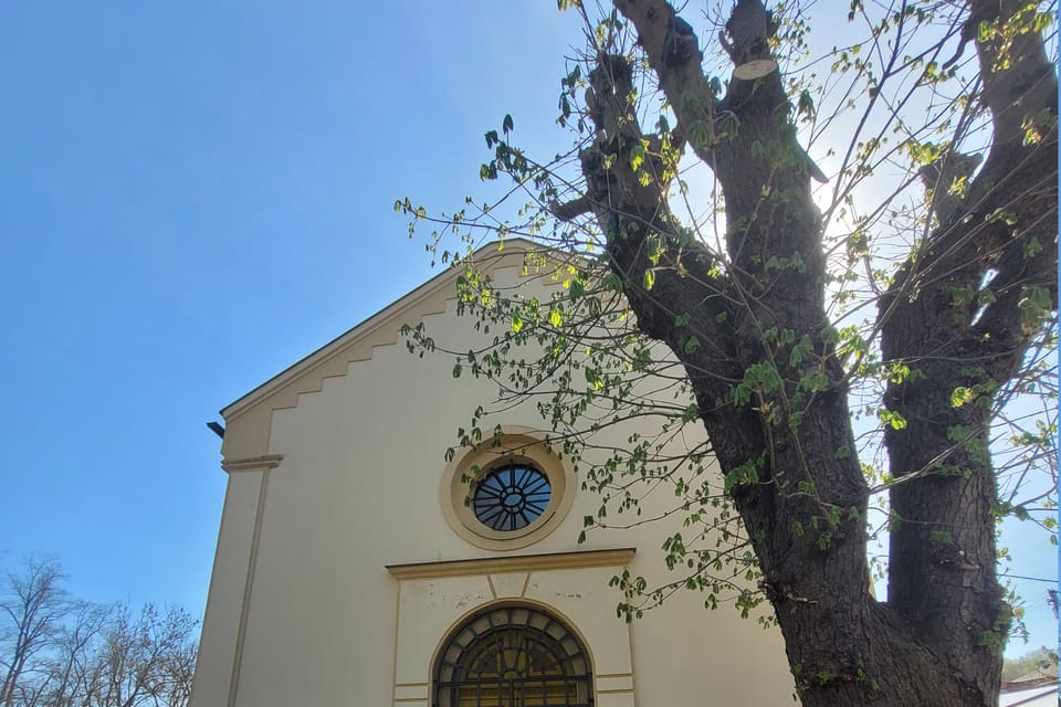 Kirche und Friedhof in Stradonice | Foto: Hana Slavická, Radio Prague International Kirche und Friedhof in Stradonice | Foto: Hana Slavická, Radio Prague International
