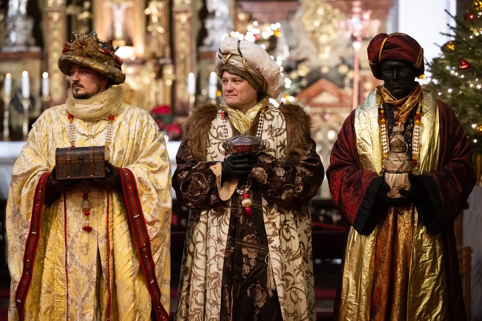 Die Heiligen Drei Könige und die Geschenke für Christkind | Foto: Zuzana Jarolímková, iROZHLAS.cz Die Heiligen Drei Könige und die Geschenke für Christkind | Foto: Zuzana Jarolímková, iROZHLAS.cz