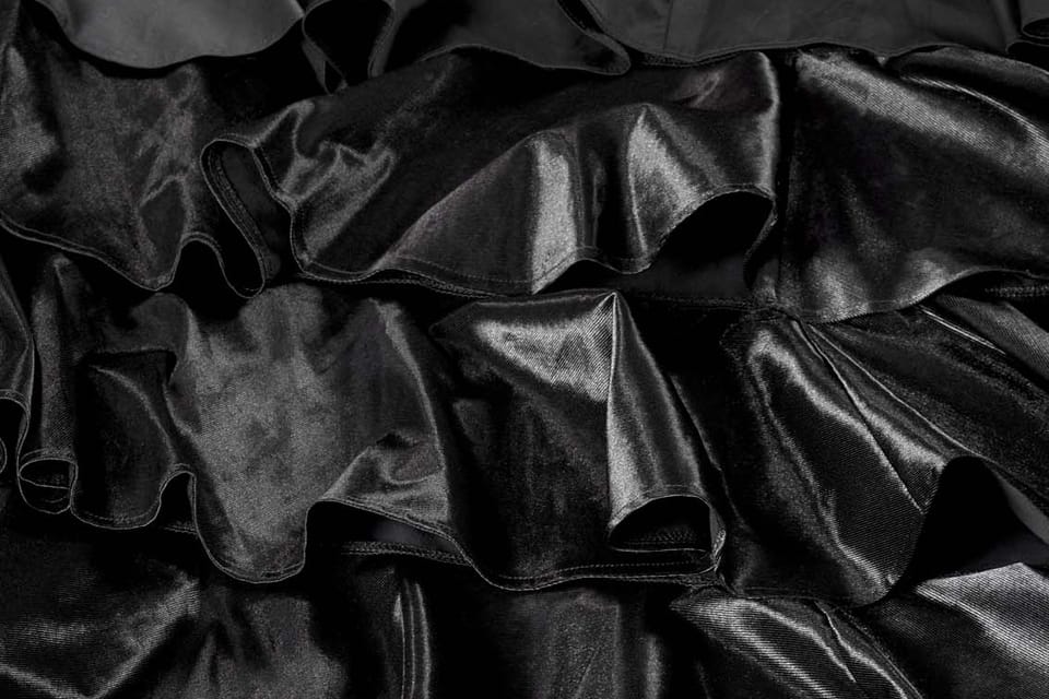 "Flamenco"-Kleid, 2017 | Foto: Uměleckoprůmyslové muzeum "Flamenco"-Kleid, 2017 | Foto: Uměleckoprůmyslové muzeum