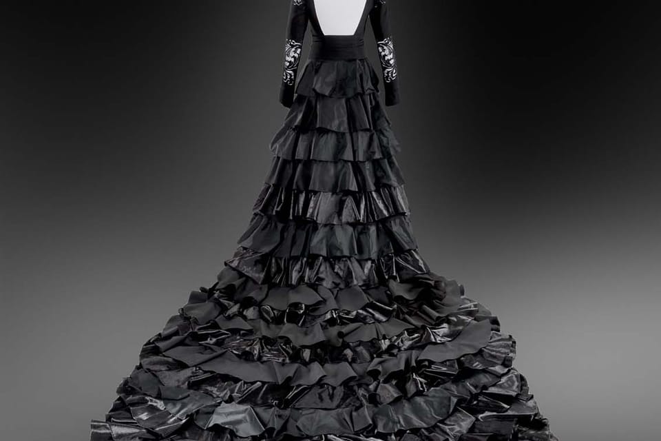 "Flamenco"-Kleid, 2017 | Foto: Uměleckoprůmyslové muzeum "Flamenco"-Kleid, 2017 | Foto: Uměleckoprůmyslové muzeum