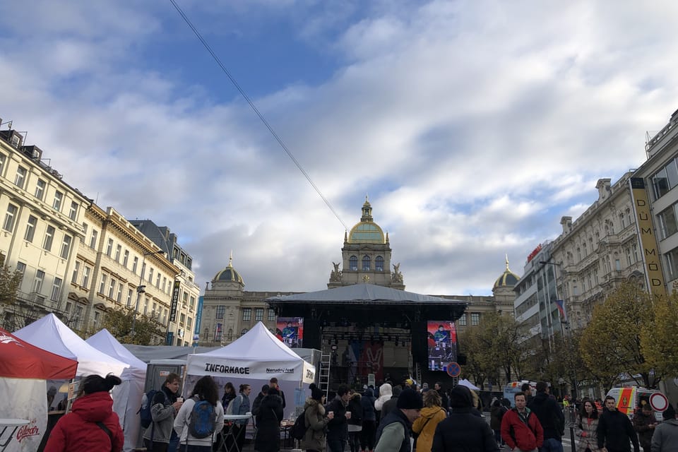 17. November 2023 in den Straßen von Prag | Foto:  Barbora Navrátilová,  Radio Prague International