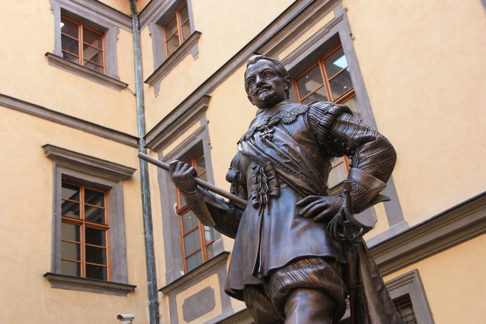 Statue von Albrecht von Wallenstein in Jičín | Foto: Barbora Němcová, Radio Prague International Statue von Albrecht von Wallenstein in Jičín | Foto: Barbora Němcová, Radio Prague International