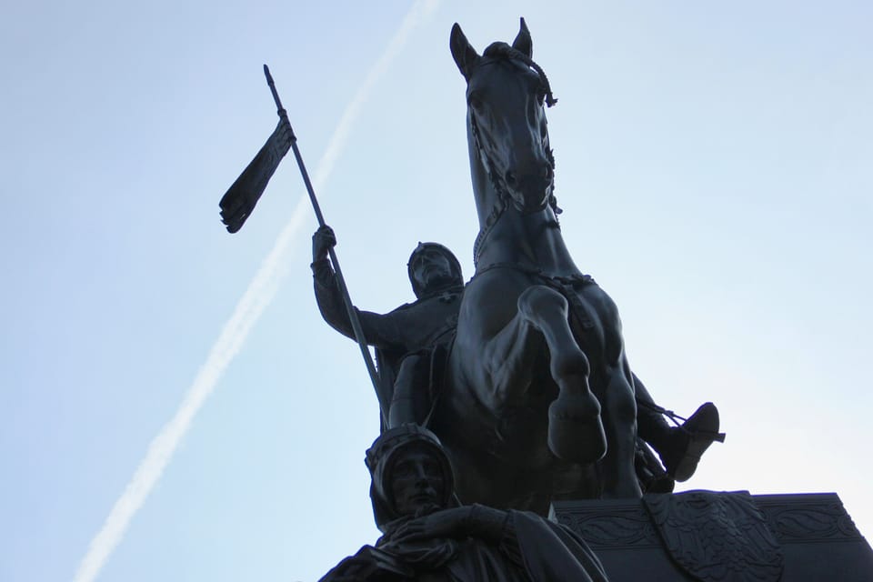 Sankt-Wenzels-Denkmal auf dem Wenzelsplatz von Bildhauer Josef Václav Myslbek  | Foto: Barbora Němcová,  Radio Prague International