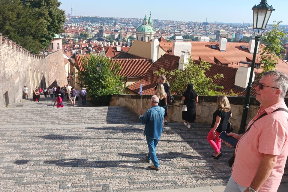 Treppe zur Burg | Foto: Lenka Žižková, Radio Prague International Treppe zur Burg | Foto: Lenka Žižková, Radio Prague International