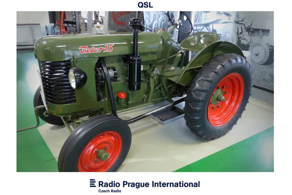 Traktor Zetor 15 mit dem 1-Zylinder-Dieselmotor, Produktionszeitraum: 1946–1949. Foto: Archiv des Tschechischen Rundfunks - Radio Prague International Traktor Zetor 15 mit dem 1-Zylinder-Dieselmotor, Produktionszeitraum: 1946–1949. Foto: Archiv des Tschechischen Rundfunks - Radio Prague International