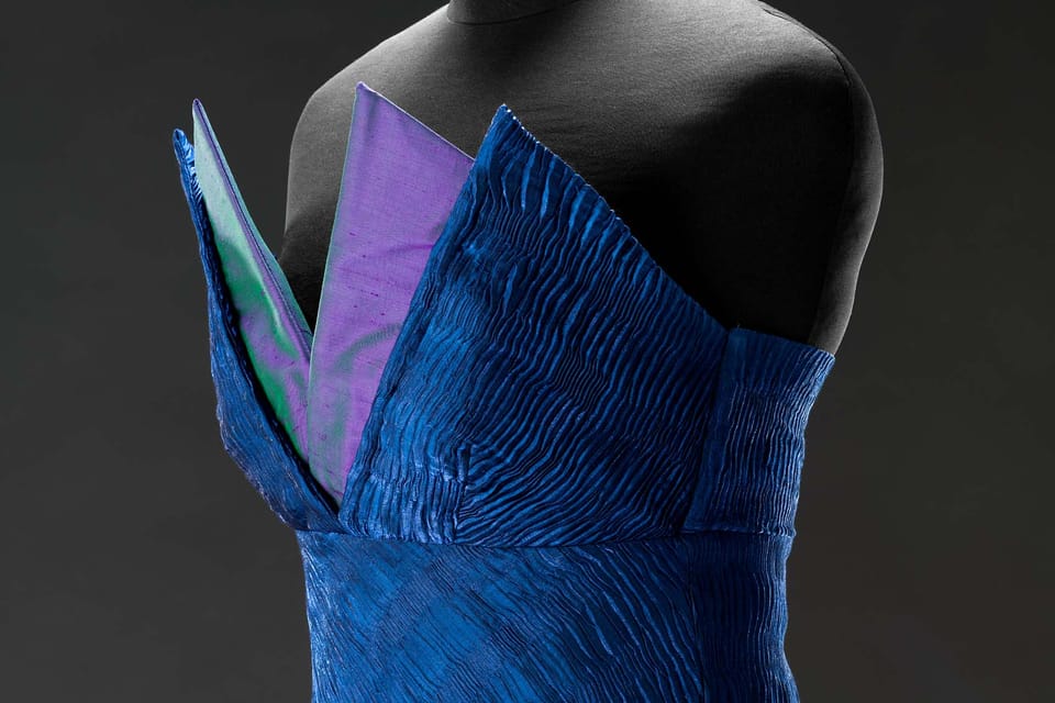 "Traingles"-Kleid, 2011 | Foto: Uměleckoprůmyslové muzeum "Traingles"-Kleid, 2011 | Foto: Uměleckoprůmyslové muzeum