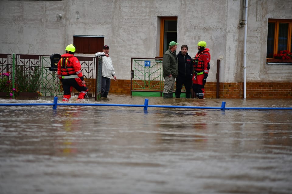 Freiwillige Feuerwehrleute in Hrochův Týnec | Foto: Honza Ptáček, Tschechischer Rundfunk Freiwillige Feuerwehrleute in Hrochův Týnec | Foto: Honza Ptáček, Tschechischer Rundfunk