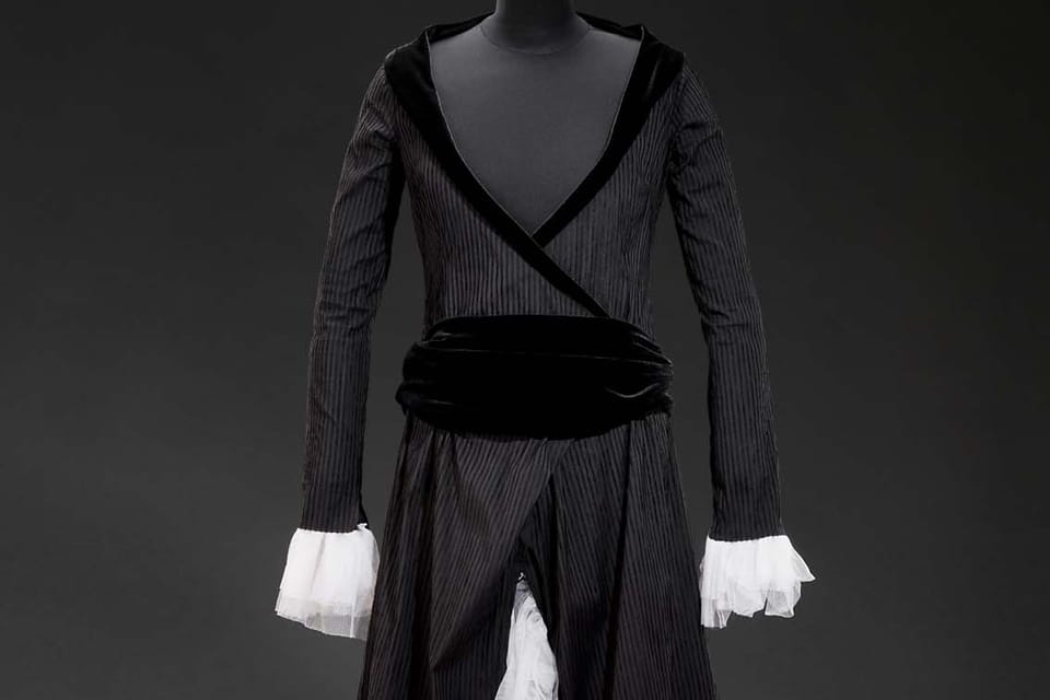"Maternity Dress"-Kleid, 2005 | Foto: Uměleckoprůmyslové muzeum "Maternity Dress"-Kleid, 2005 | Foto: Uměleckoprůmyslové muzeum