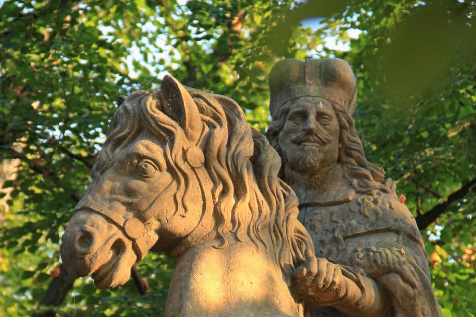 Reiterstatue des Fürsten Wenzel auf dem Vyšehrad | Foto: Barbora Němcová, Radio Prague International Reiterstatue des Fürsten Wenzel auf dem Vyšehrad | Foto: Barbora Němcová, Radio Prague International
