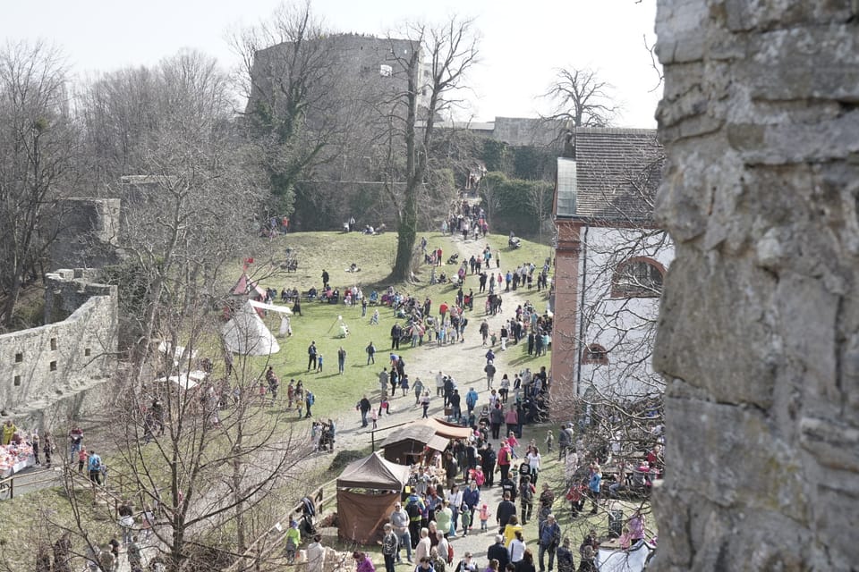 Mittelalterlicher Jahrmarkt auf der Burg Hukvaldy | Foto: Luděk Brhel,  Radio Prague International