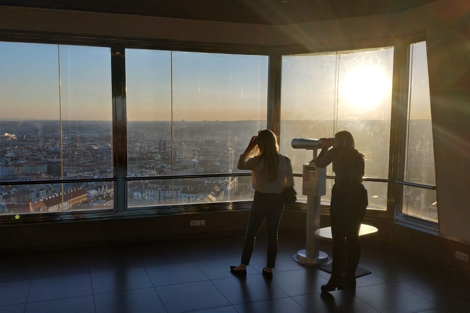 Fernsehturm Žižkov | Foto: Bohumil Šimčík, Radio Prague International Fernsehturm Žižkov | Foto: Bohumil Šimčík, Radio Prague International