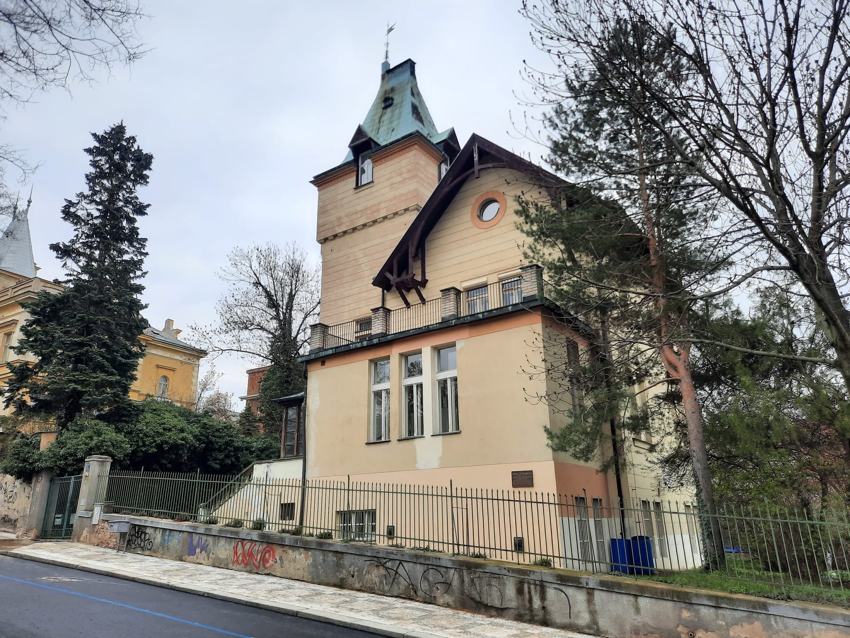 Edison Praha Zu Besuch bei Emil Kolben, dem Mitarbeiter von Edison und Tesla aus ...
